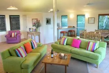 Hotel The Retreat Beach Houses