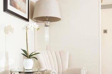 茅舍 Roundthorn Country House & Luxury Apartments