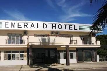 Emerald Hotel & Restaurant