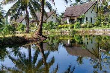 Отель Khaolak Blue Lagoon Resort  Sha Extra Plus
