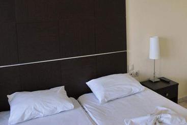 Отель Sunrise Beach