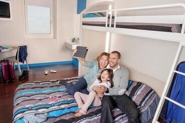 בית מלון כפרי F1 Avignon Centre Courtine Gare Tgv