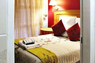 膳宿费 Furnace Lodge