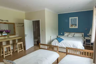 Amberwood Bed And Breakfast