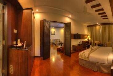 Hotel Le Ruchi The Prince