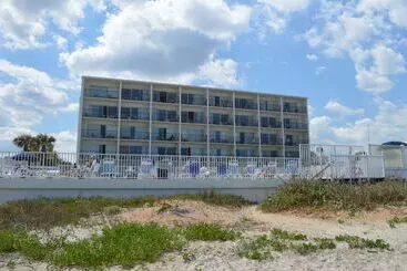 호텔 Traders Inn Beach Club