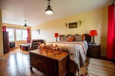 Bed And Breakfast Panorama