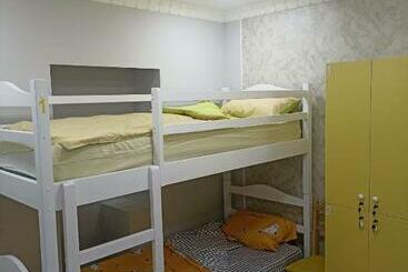 Aragats Hostel & Guest House