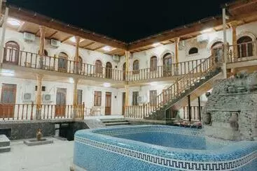 Hotel Registon Amir