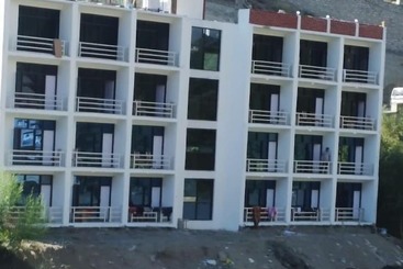 Hotell The Royal Kargil