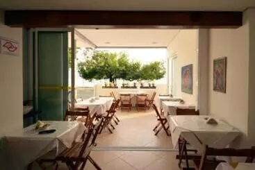 ホテル Pousada Do Itaguá