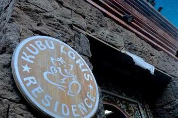 פנסיון Kubu Loris Residence