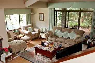 Falls Retreat Bed & Breakfast