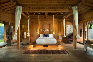 리조트 Blue Karma Village