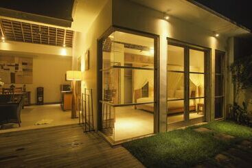 דירות לתיירים The Decks Bali