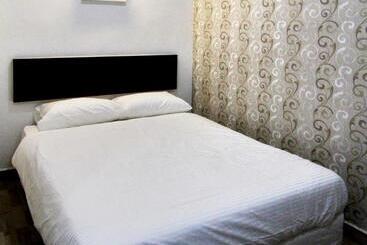 Отель Apple Inn