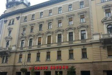 פנסיון Omega Guesthouse Budapest