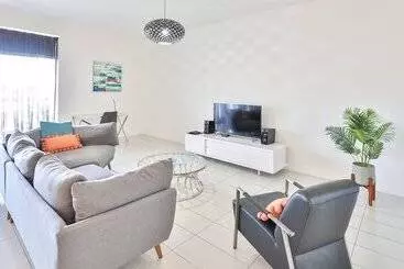 آپارتمان‌های توریست‌ها Indulge Apartments Cbd