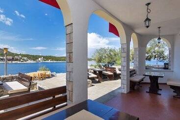 בית מלון כפרי Timun