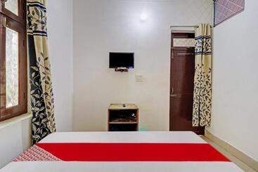 酒店 Oyo Flagship 81395  Ashish