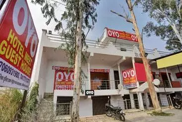 Hotel Spot On Meet Guest House