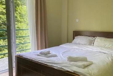 ホテル Wander Sairme