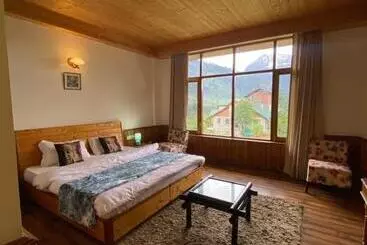 Resort The Himalayan Chalet