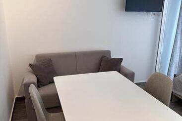 Apartmanszálloda Vila Melina