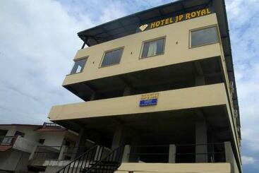 Hotel Jp Royal