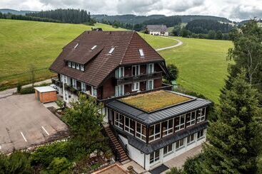 Otel Stuub Hinterzarten