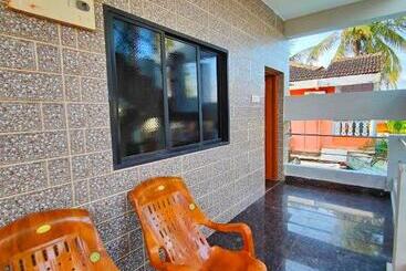 酒店 Yash Deep 100 Meter Calangute Beach