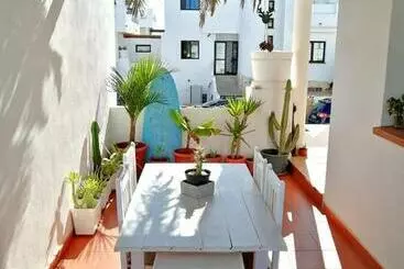 ユースホステル Surf Dream House