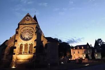 ベッドアンドブレックファースト La Demeure