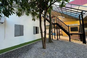 Por Chey Hostel