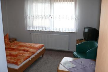 فندق Ferienwohnung Herfurth