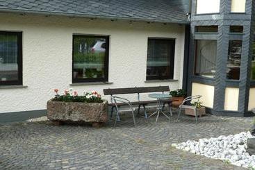 בית מלון כפרי Gästehaus Sproß