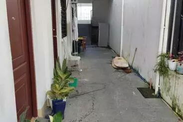 Keneth Hostel