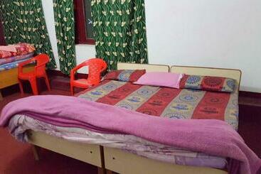 호텔 Oyo Dream Land 001