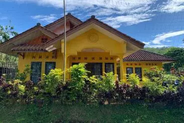 Hotel Oyo Home 91250 Desa Wisata Taraju