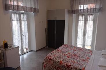 פנסיון Lamarmora9