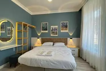 アパートホテル Dizayn Residence