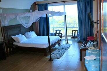 Hotel Lido Beach Resort