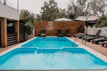 Schronisko Villa White Pearl