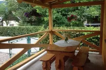 Majatalo садиба сонячна