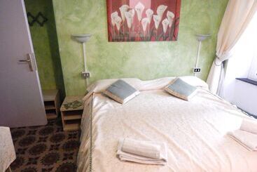 בית מלון כפרי Glicine