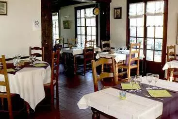 Hotel Logis Hôtel Restaurant Auberge Saint Martin