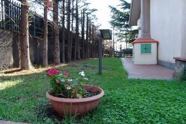 בית מלון כפרי B&b Magnolia