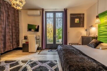 Hotel Quai Des Pontis