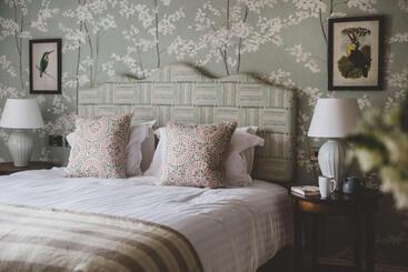 Hotel The Clive Arms