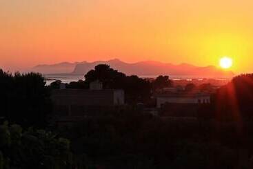 בית מלון כפרי A Giummara